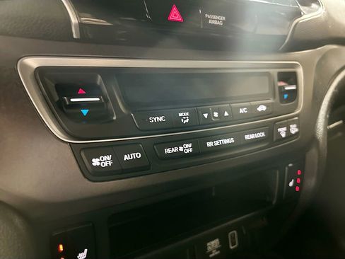 Used 2021 Honda Pilot EX-L image 15