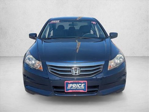 Used 2011 Honda Accord LX image 2