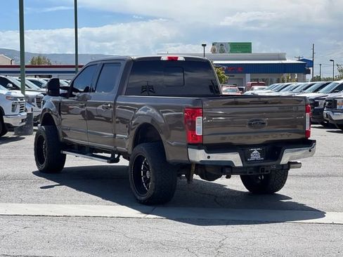 Used 2017 Ford F250 Lariat w/ Lariat Ultimate Package AWD/4WD image 6
