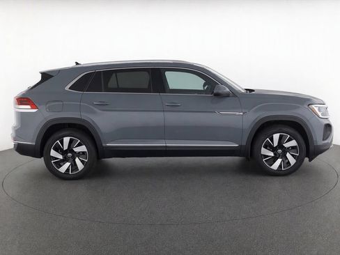 Used 2026 Volkswagen Atlas Cross Sport SEL AWD/4WD image 8