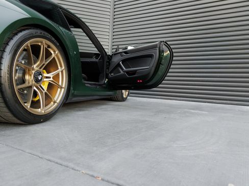 Certified 2026 Porsche 911 GT3 RWD image 40