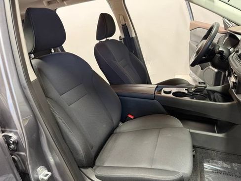Used 2023 Nissan Rogue S AWD/4WD image 24