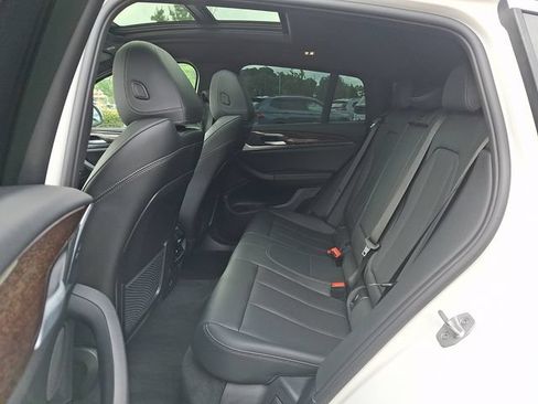 Used 2024 BMW X4 xDrive30i w/ Parking Assistance Package AWD/4WD image 12