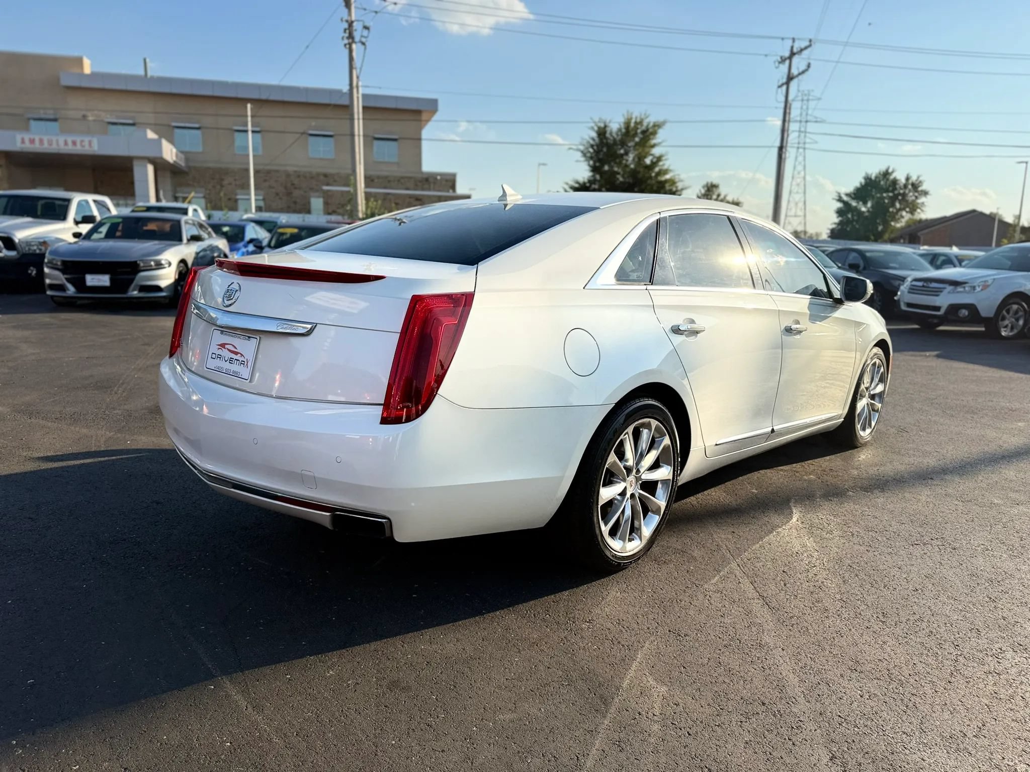 Used 2013 Cadillac XTS Premium FWD image 3