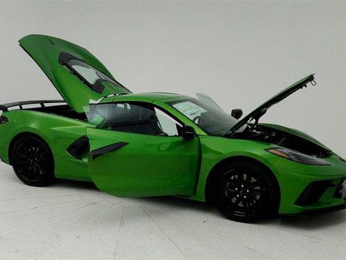 New 2026 Chevrolet Corvette Stingray w/ Z51 Performance Package image 13