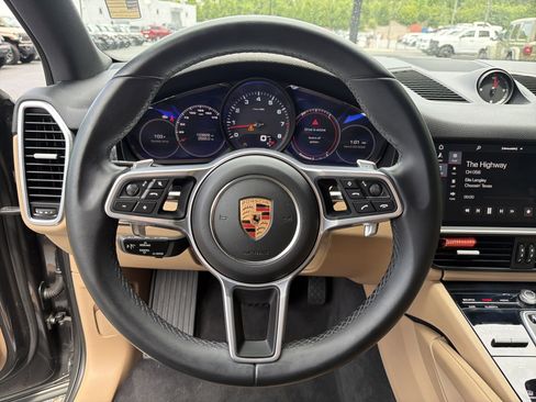 Used 2019 Porsche Cayenne AWD/4WD image 29