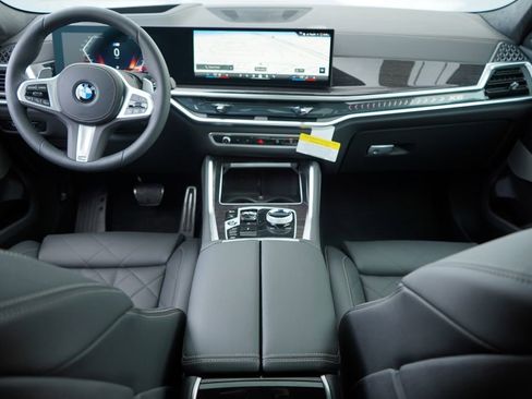 New 2026 BMW X6 xDrive40i w/ Executive Package AWD/4WD image 13