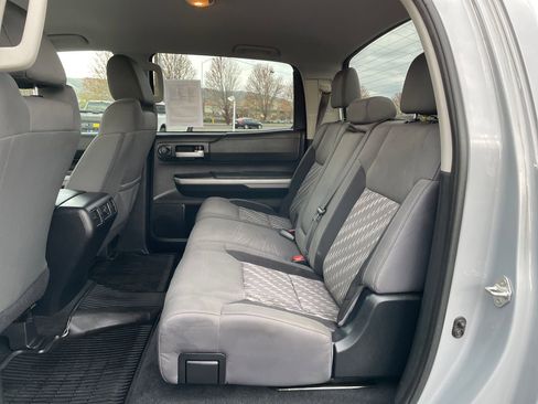 Used 2018 Toyota Tundra SR5 w/ TRD Off Road Package image 13