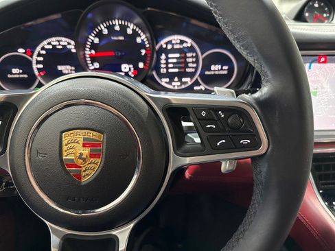Used 2018 Porsche Panamera 4 AWD/4WD image 21