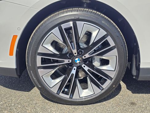 New 2027 BMW 530i xDrive AWD/4WD image 8
