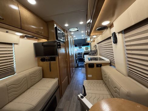 Used 2022 Mercedes-Benz Sprinter 3500 image 23