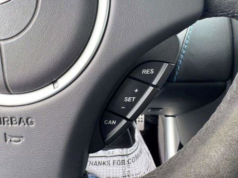 Used 2011 Aston Martin V12 Vantage Coupe RWD image 30