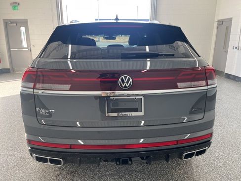 New 2026 Volkswagen Atlas Cross Sport SEL Premium R-Line AWD/4WD image 4