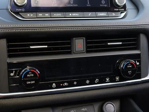 Certified 2025 Nissan Rogue SV w/ SV Premium Package image 17