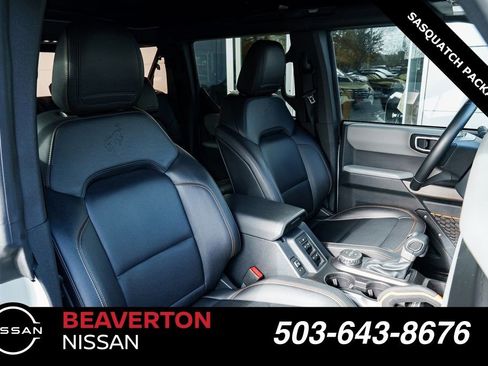 Used 2021 Ford Bronco Badlands image 28