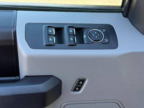 Used 2018 Ford F150 XL w/ Equipment Group 101A Mid image 16