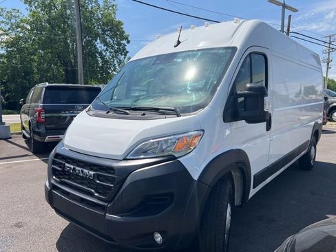 Used 2025 RAM ProMaster 2500 w/ Convenience Group FWD image 28