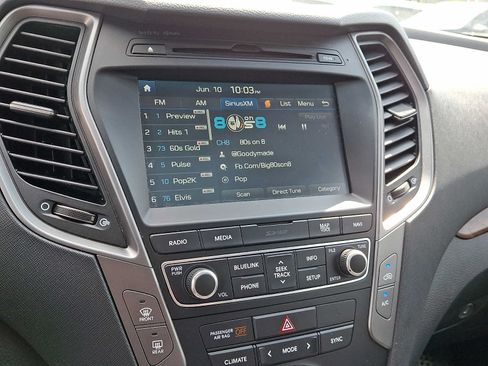 Used 2018 Hyundai Santa Fe Sport w/ 2.0T Ultimate Tech Package 05 AWD/4WD image 18