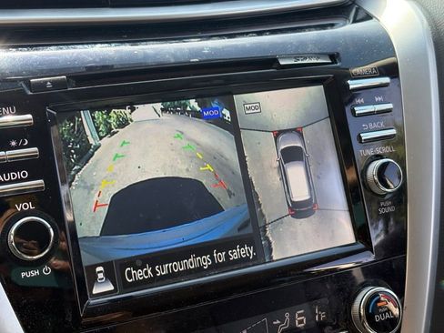 Used 2015 Nissan Murano SL FWD image 11
