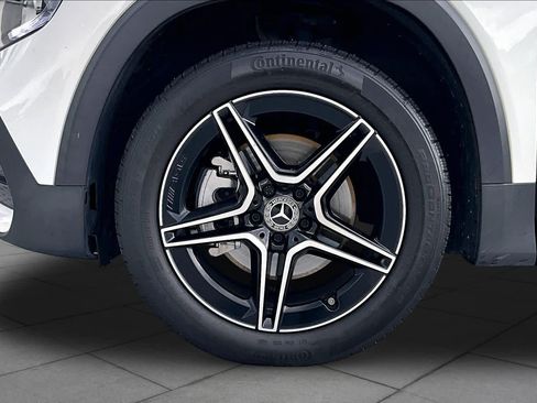 Used 2021 Mercedes-Benz GLB 250 w/ AMG Line image 10