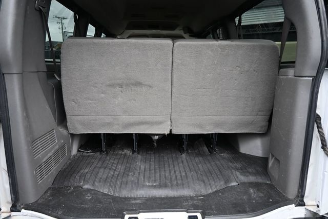 Used 2023 Chevrolet Express 3500 LS RWD image 15