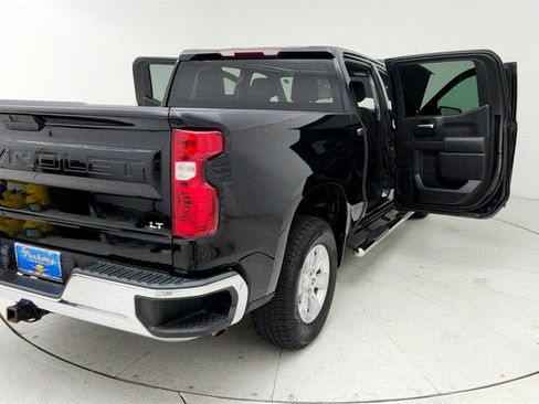 Used 2021 Chevrolet Silverado 1500 LT image 12