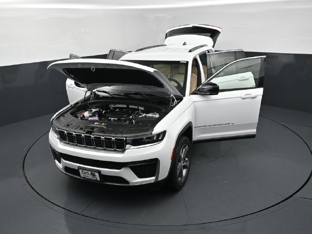 New 2026 Jeep Grand Cherokee Limited AWD/4WD image 26