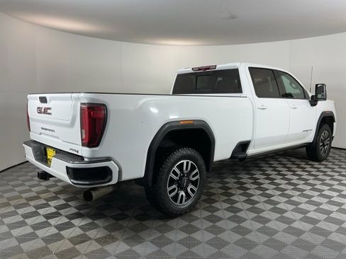 Used 2023 GMC Sierra 3500 AT4 w/ AT4 Premium Plus Package image 4