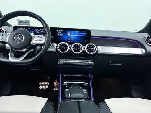 Used 2023 Mercedes-Benz GLB 250 4MATIC image 9