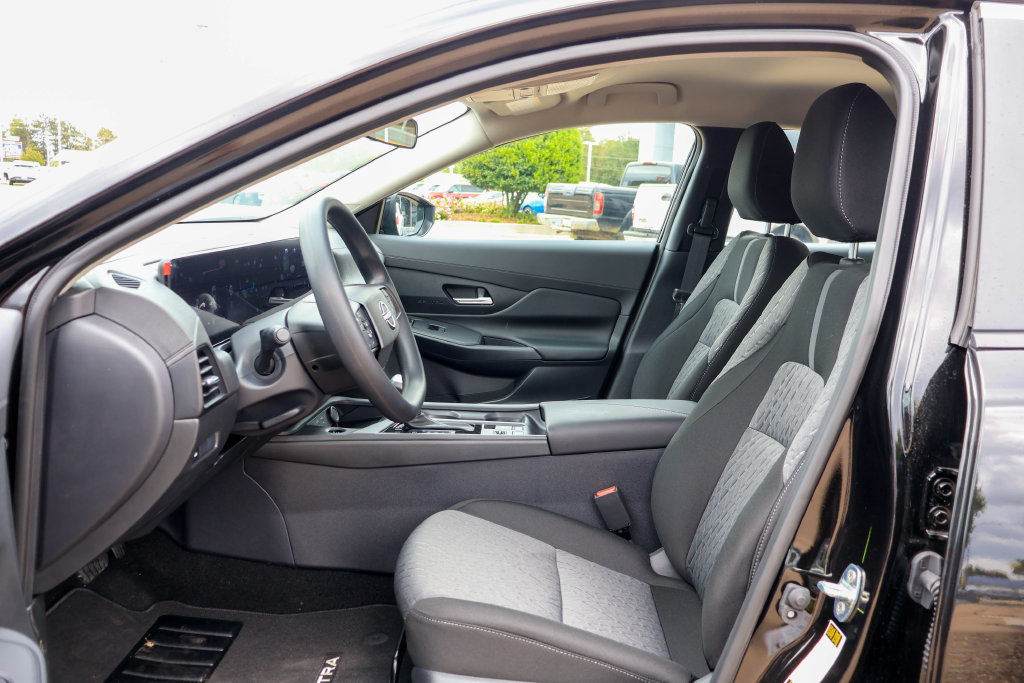 New 2027 Nissan Sentra SV FWD image 7