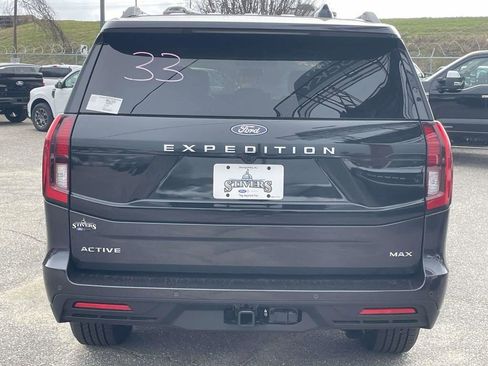New 2026 Ford Expedition Max Active RWD image 4