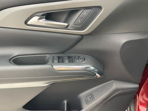 New 2026 Chevrolet Traverse LT w/ Midnight/Sport Edition AWD/4WD image 10