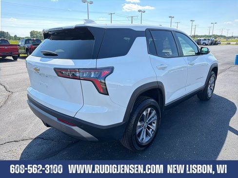 Used 2026 Chevrolet Equinox LT AWD/4WD image 5