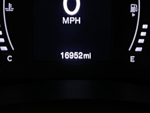 Used 2023 Jeep Renegade Latitude AWD/4WD image 48