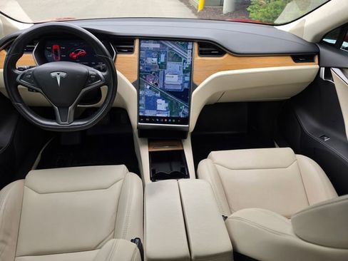 Used 2018 Tesla Model S 75D AWD/4WD image 2