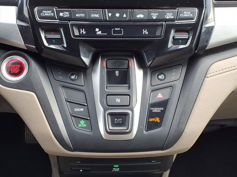 Used 2018 Honda Odyssey EX-L image 21