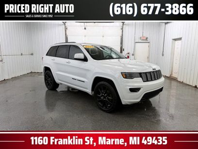 Used 2020 Jeep Grand Cherokee Altitude