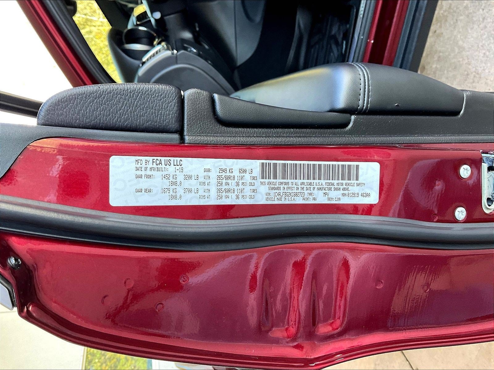 Used 2019 Jeep Grand Cherokee Limited AWD/4WD image 18
