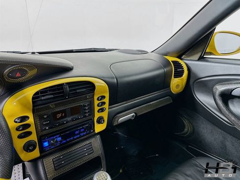 Used 2004 Porsche 911 Carrera 4S image 15