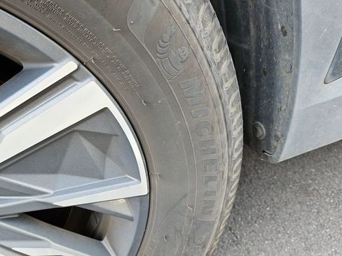 Used 2022 Hyundai Tucson Blue image 10