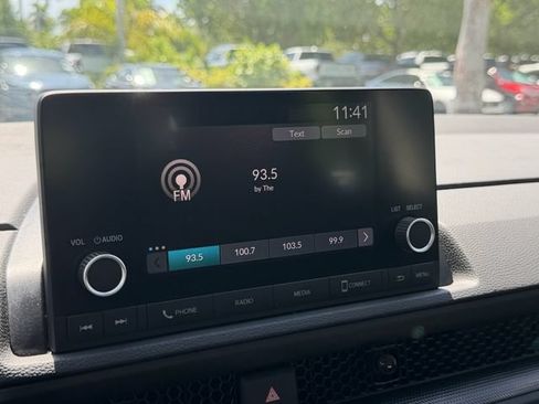 Used 2024 Honda CR-V LX image 23
