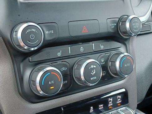 Used 2021 RAM 1500 Big Horn AWD/4WD image 20