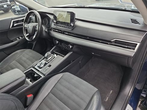 Used 2022 Mitsubishi Outlander SE FWD image 20
