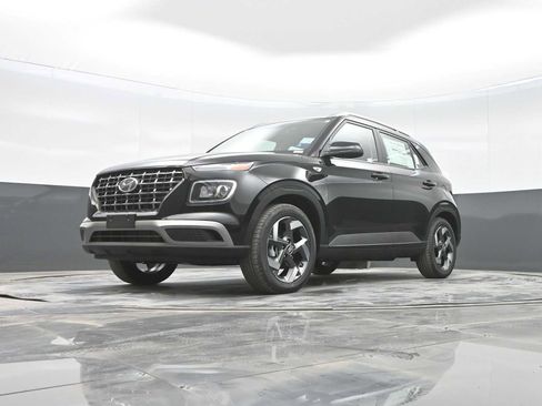 New 2026 Hyundai Venue SEL image 32