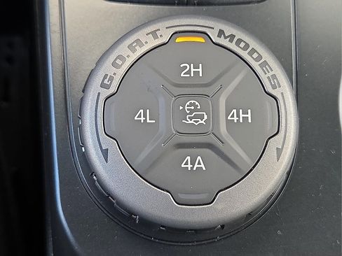 New 2025 Ford Bronco 4-Door w/ Sasquatch Package AWD/4WD image 17