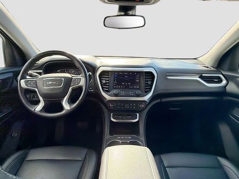 Used 2021 GMC Acadia SLT w/ Technology Package image 17