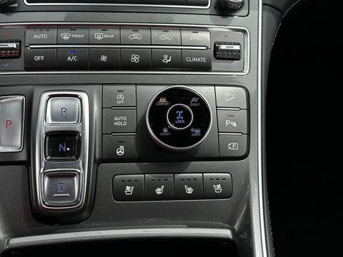 Used 2022 Hyundai Santa Fe Calligraphy AWD/4WD image 29