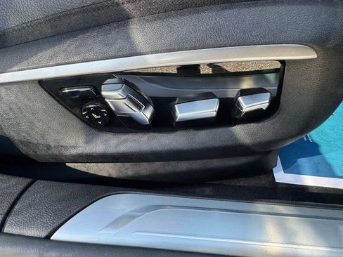 Used 2016 BMW 740i RWD image 18