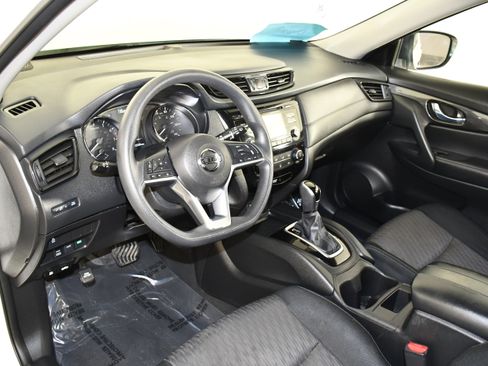 Used 2017 Nissan Rogue S AWD/4WD image 35