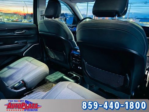 Used 2022 Jeep Grand Cherokee L Laredo w/ Luxury Tech Group I image 47